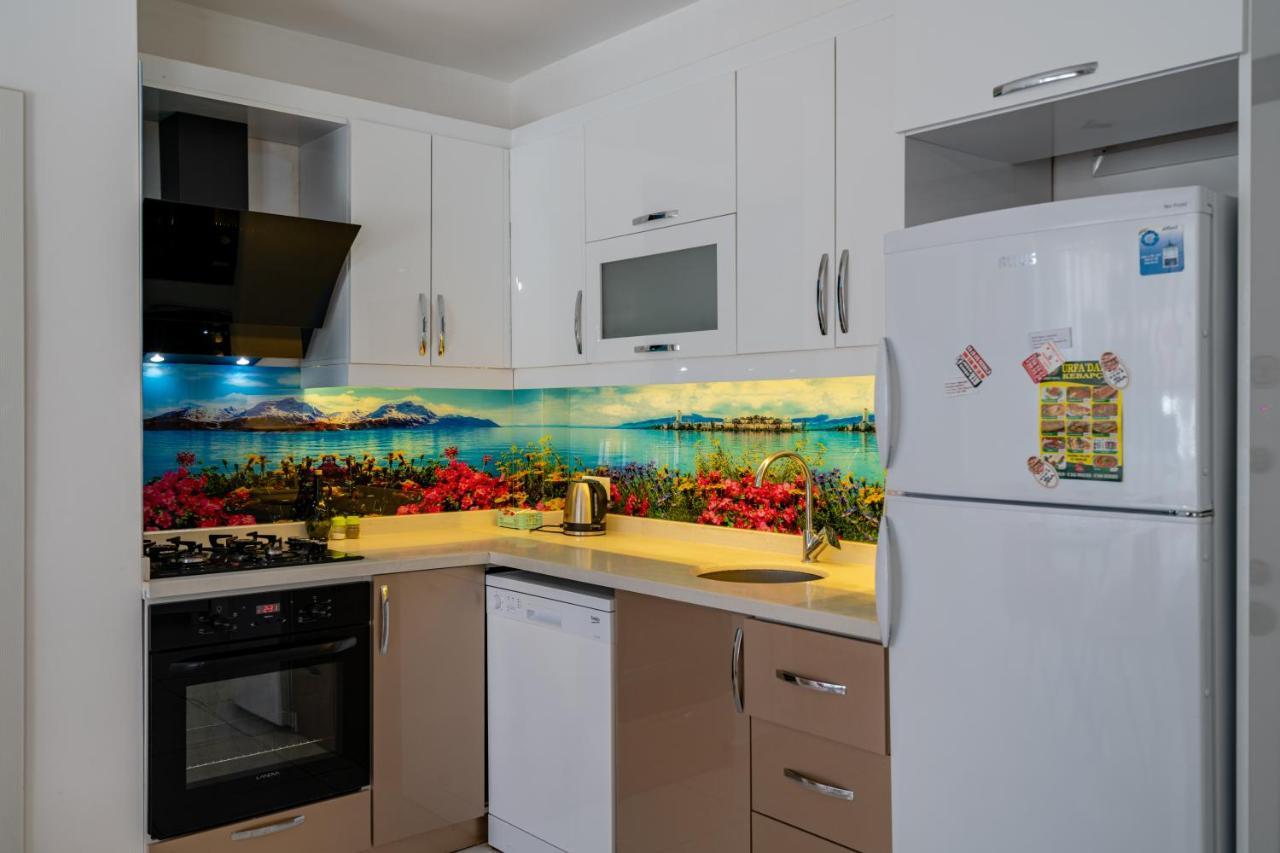 Sare Suites Downtown Antalya Bagian luar foto