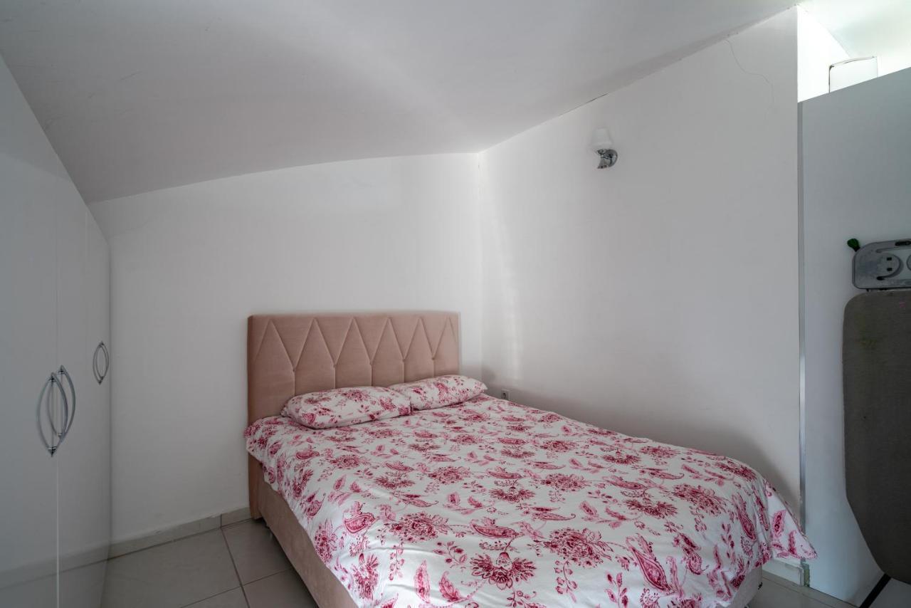 Sare Suites Downtown Antalya Bagian luar foto