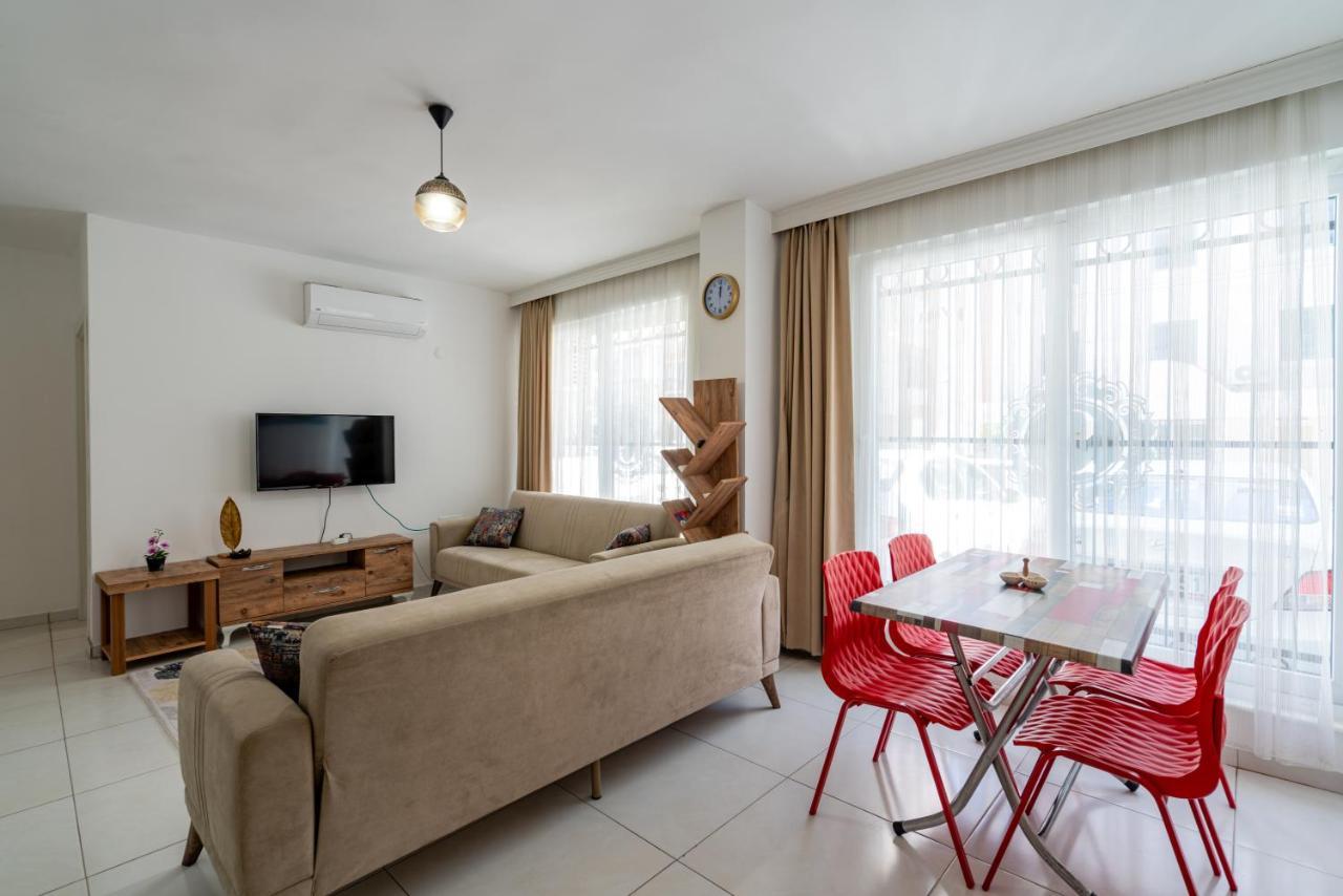 Sare Suites Downtown Antalya Bagian luar foto