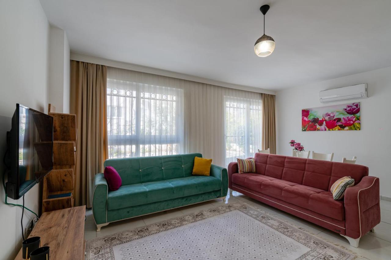 Sare Suites Downtown Antalya Bagian luar foto