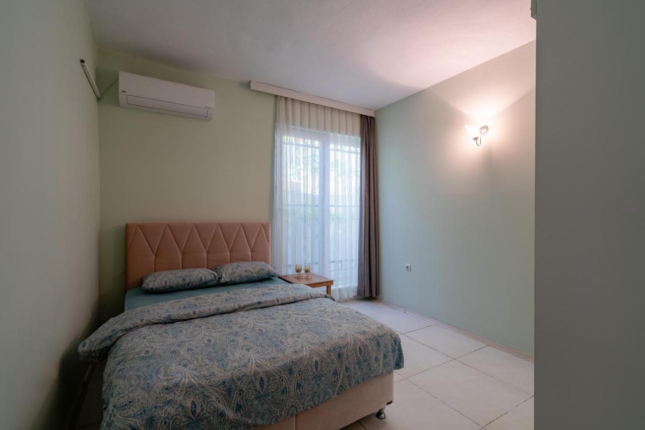 Sare Suites Downtown Antalya Bagian luar foto