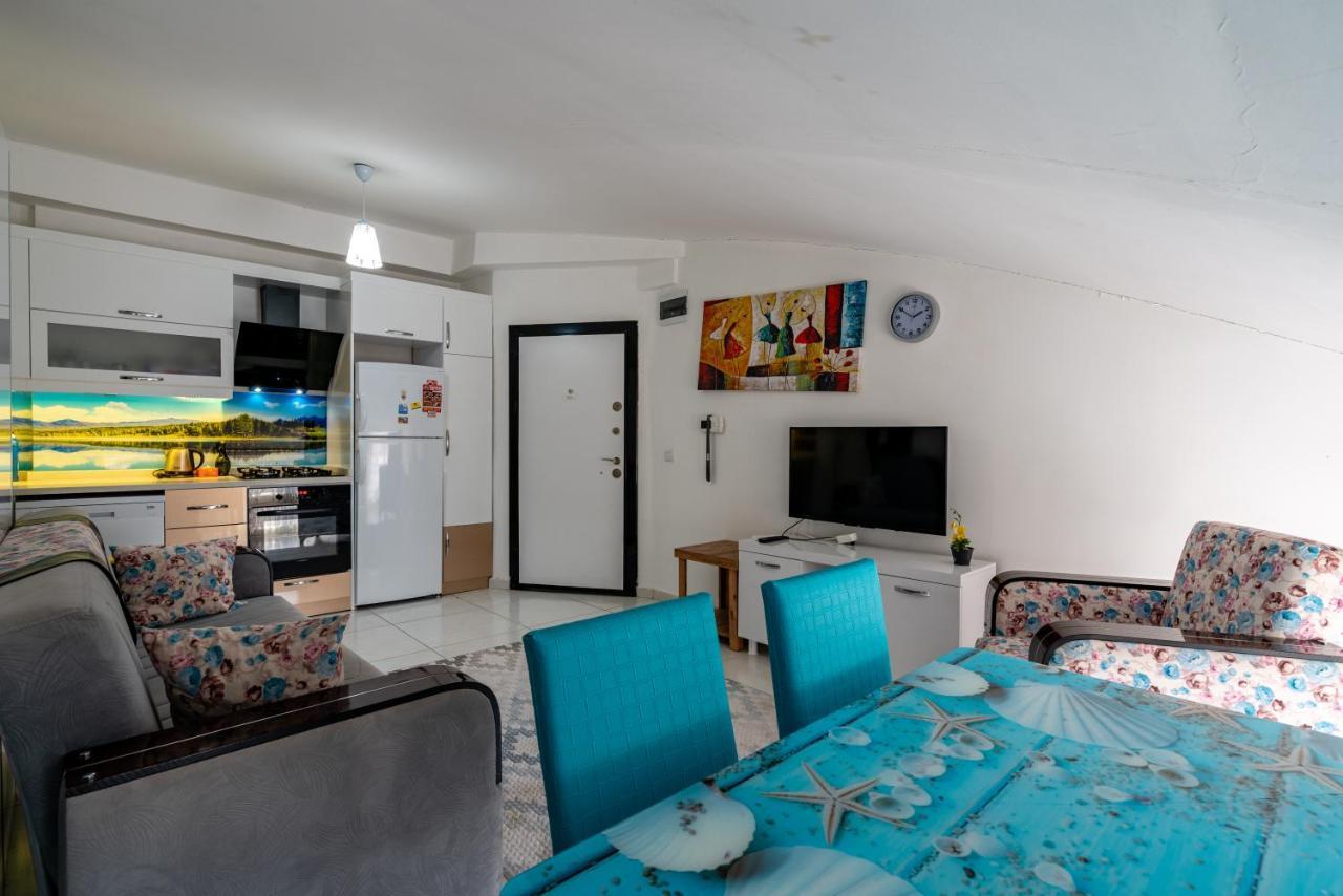 Sare Suites Downtown Antalya Bagian luar foto