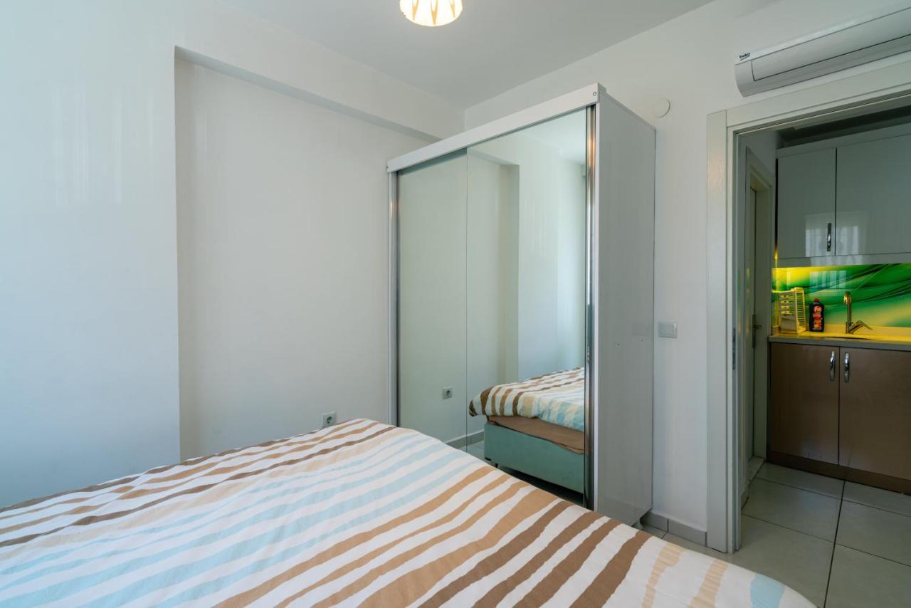 Sare Suites Downtown Antalya Bagian luar foto
