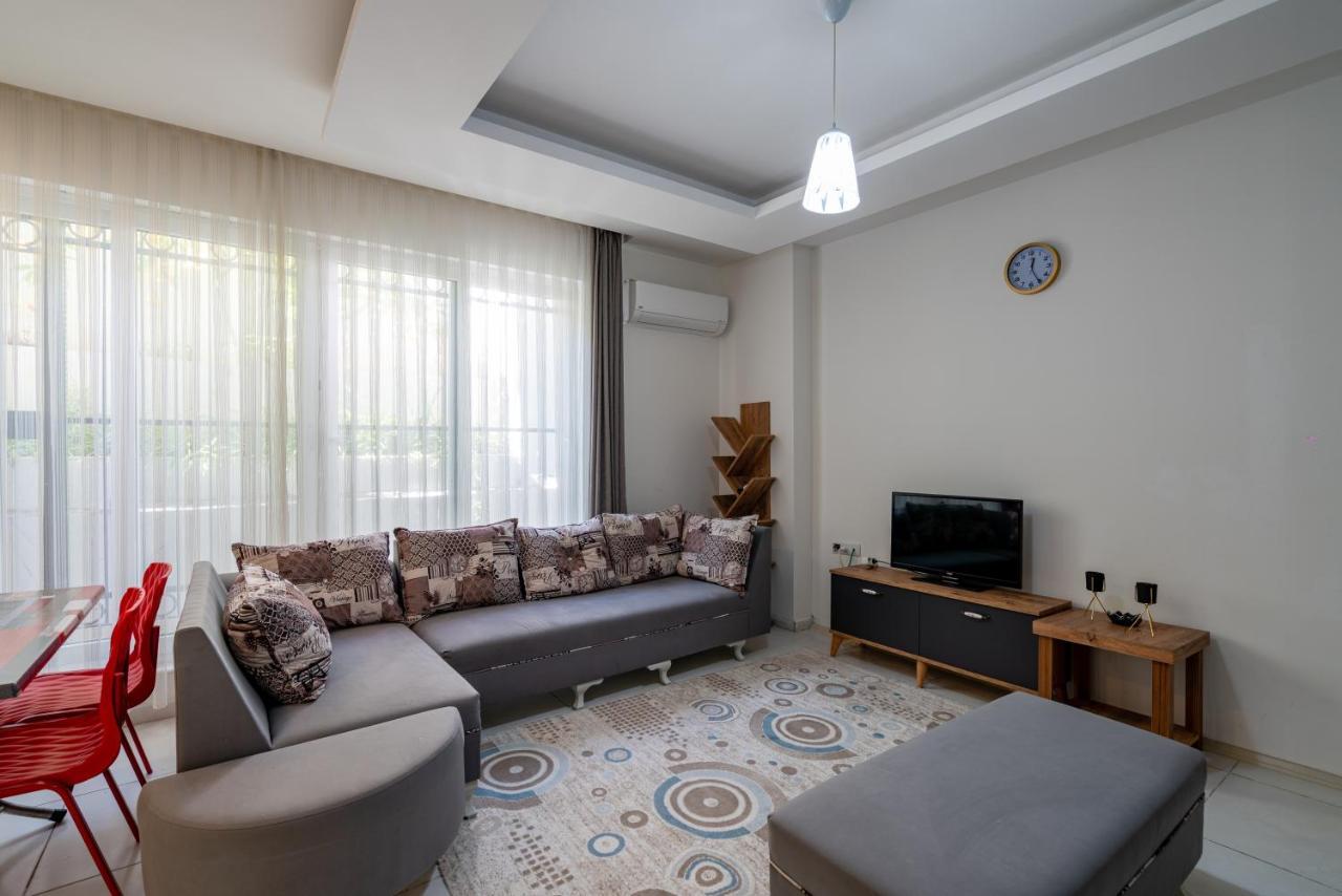 Sare Suites Downtown Antalya Bagian luar foto